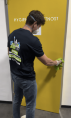 Aplikace polymerní dezinfekce školy Praha