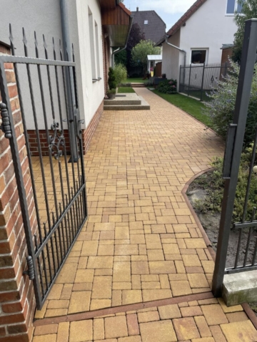 Čištění a impregnace zámkové dlažby Praha