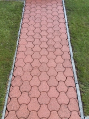 Čištění zámkové dlažby Praha